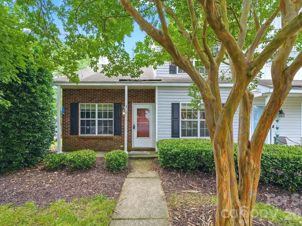 3101 Brockhampton Ct, Charlotte, NC 28269