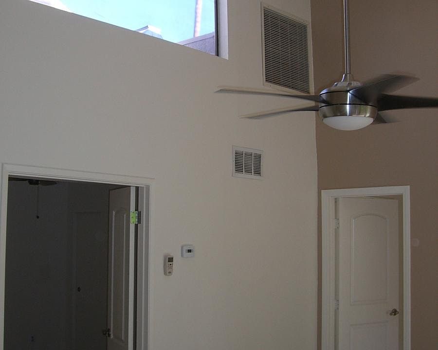 Livingroom with upper window