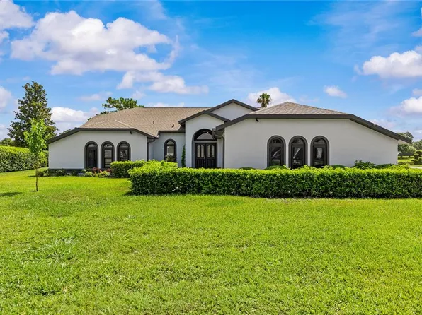 9447 Ashley Dr, Weeki Wachee, FL 34613