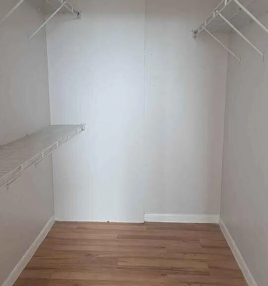 2851 Somerset Dr #208 — Photo 8
