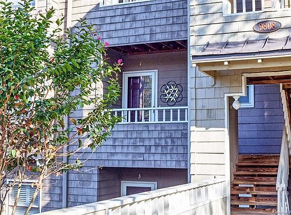 3rd image of 9808 Emerald Point Dr Unit 7