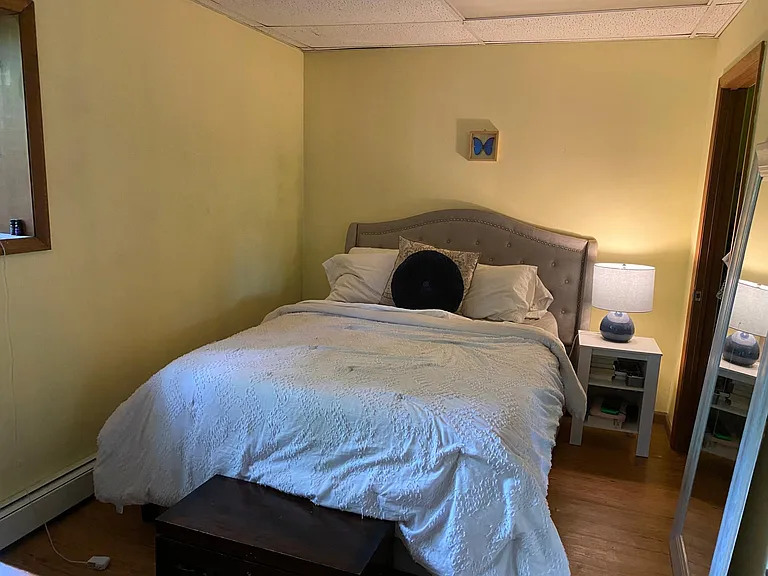 145 Oakwood Rd #1 — Photo 4