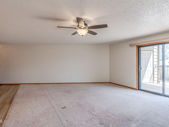 5th image of 2630 Gateway Ave APT 203