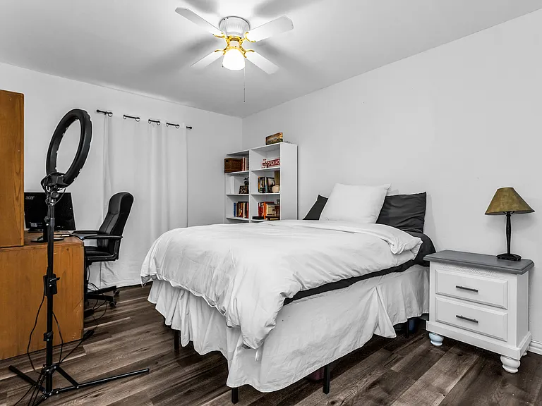 Guest Bedroom 2