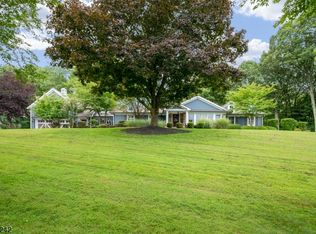 43 Bissell Rd, Lebanon, NJ 08833