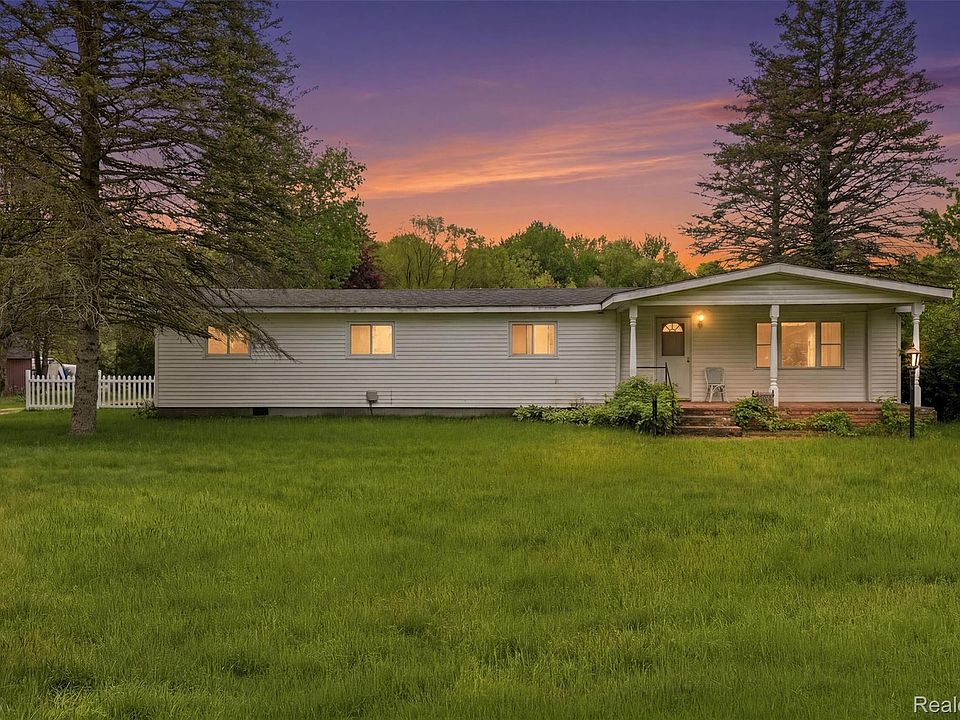 1st image of 43625 Harris Rd