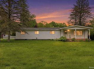 43625 Harris Rd, Belleville, MI 48111