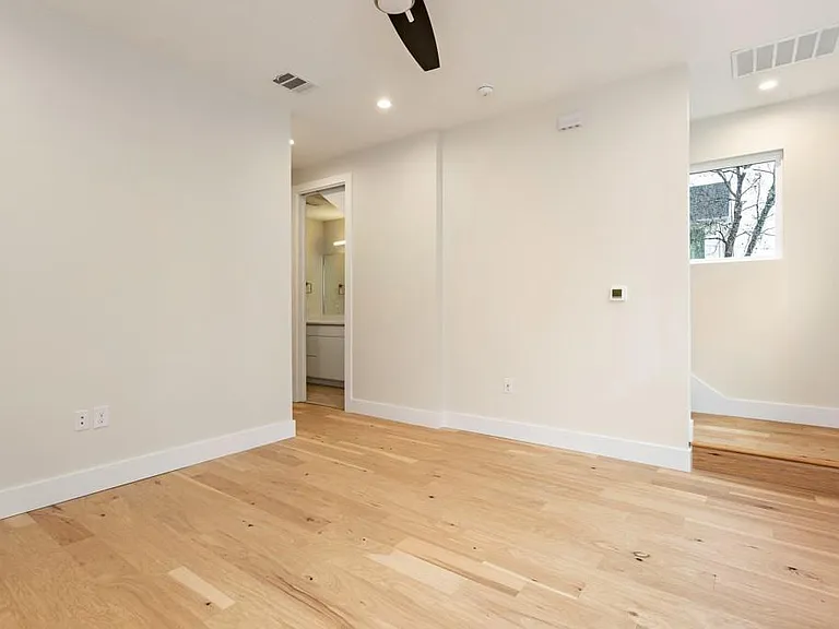3009 Kuhlman Ave #2 — Photo 9