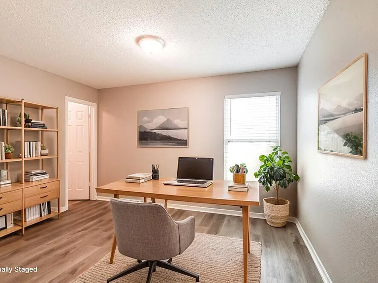 14390 Black Farm Dr — Photo 14