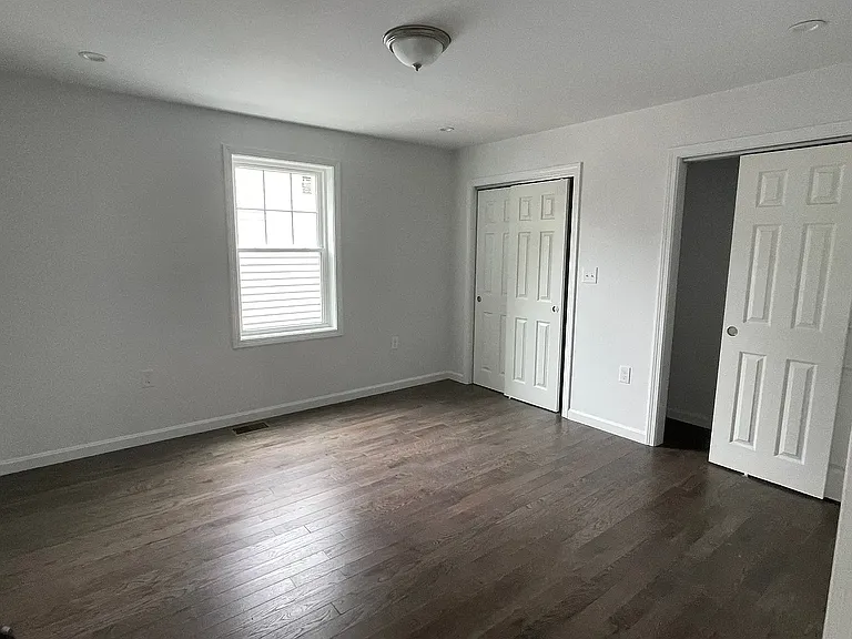 187 Montgomery Ave #2 — Photo 6