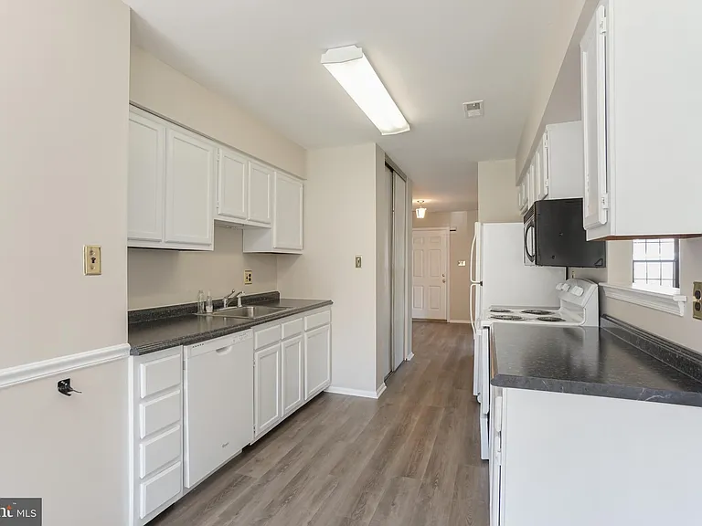 31 W Oleander Dr — Photo 10