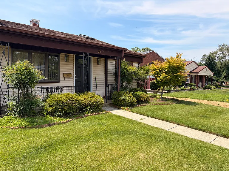31 Fairmount Dr — Photo 29