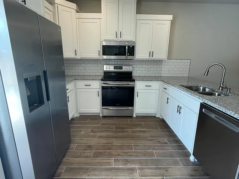 2275 Oriole St #C — Photo 5