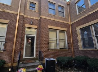 1863 W 107th St APT E, Chicago, IL