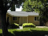 142 Longford Ln photo 1