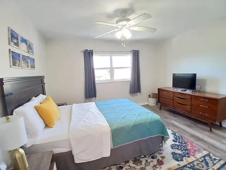 Spacious Master Bedroom with Walk in Closet
