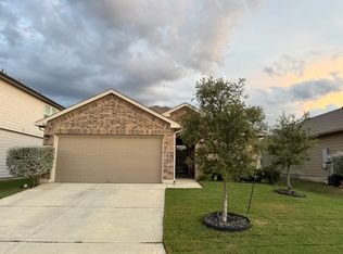 764 Armadillo Dr, Seguin, TX 78155