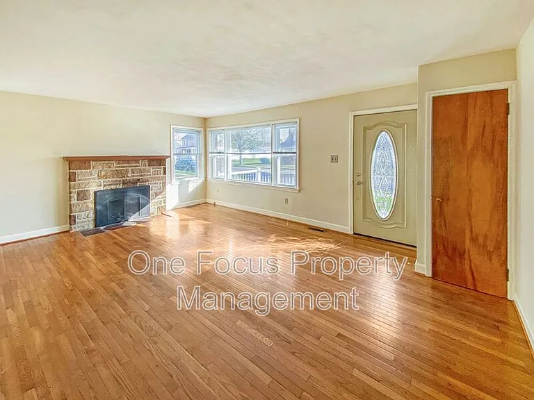 315 N Arch St — Photo 7