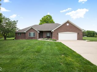 325 E Levi Ln, Mooresville, IN 46158
