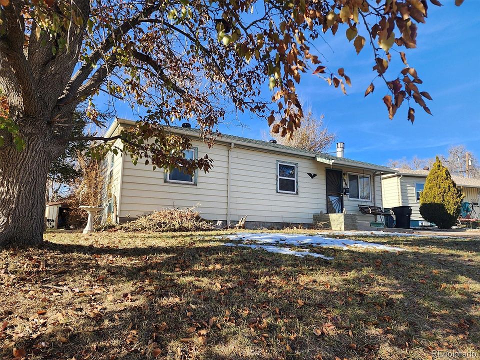 1st image of 2081 Hoyt Dr