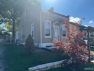 1st image of 246 Wachtel Ave