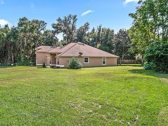 2nd image of 561 Pin Oak Ct