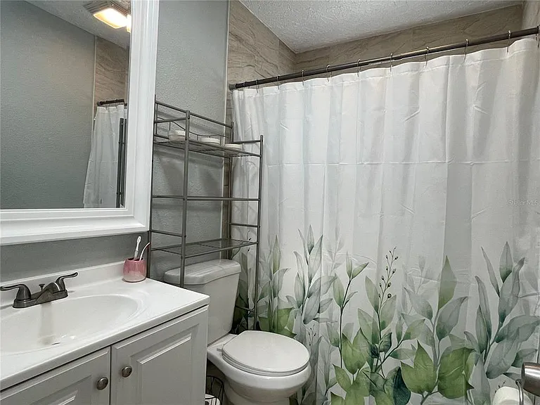 8910 Elm Leaf Ct — Photo 20