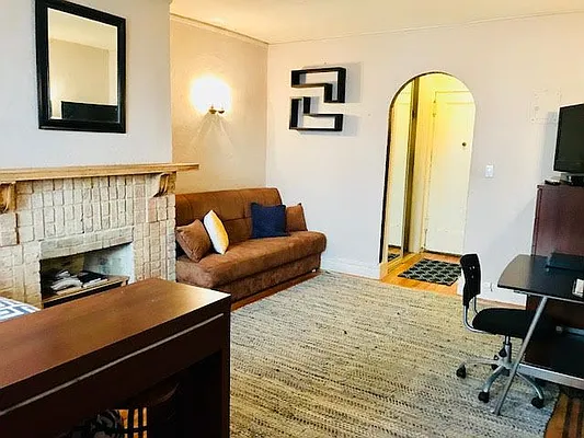 Rented by Compass | media 6