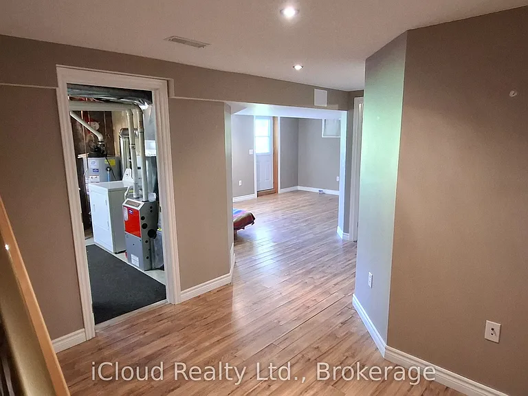 481 24th St W — Photo 13