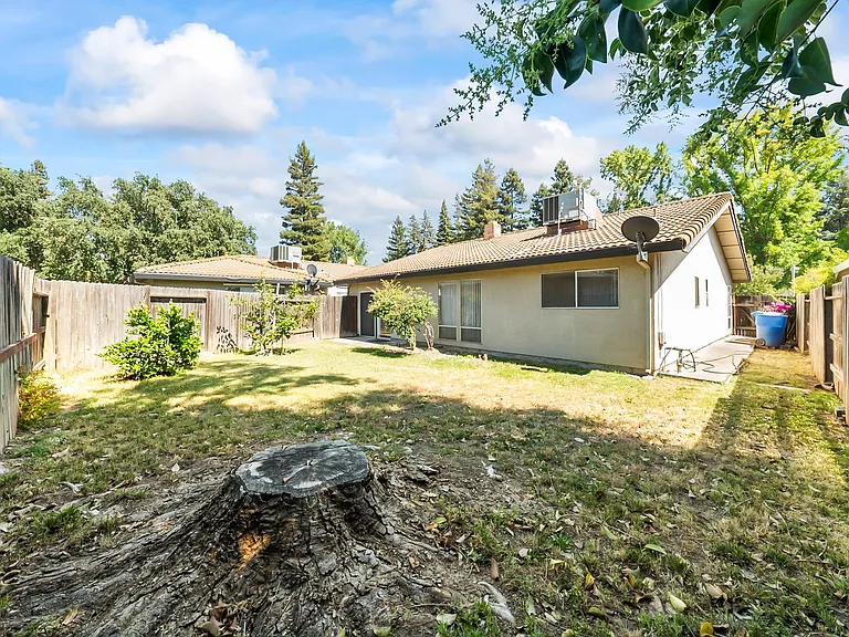 6228 Riverside Blvd — Photo 15