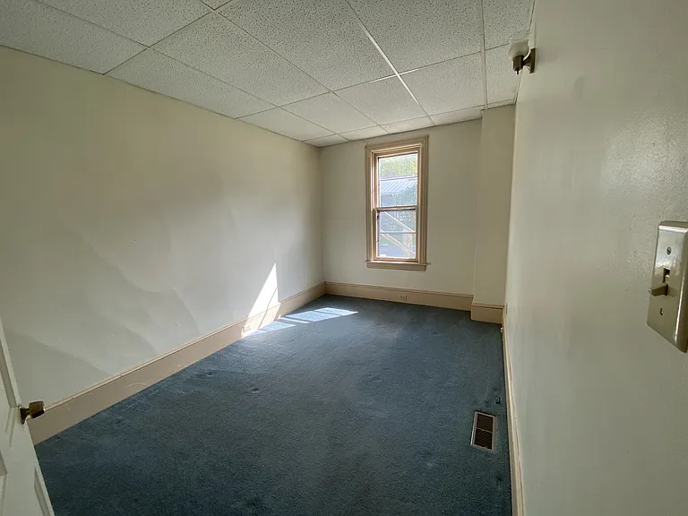 229 Valley St #1 — Photo 5