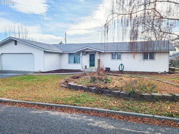 995 Idlewood Dr, Baker City, OR 97814
