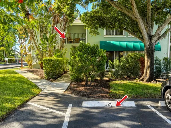 125 Waterside Dr, Lake Worth, FL