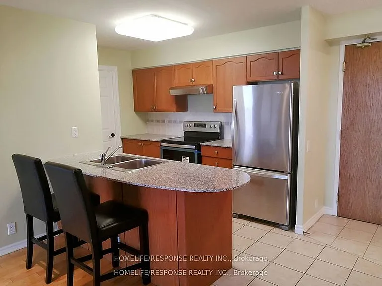 1720 Eglinton Ave E #LPH8 — Photo 18