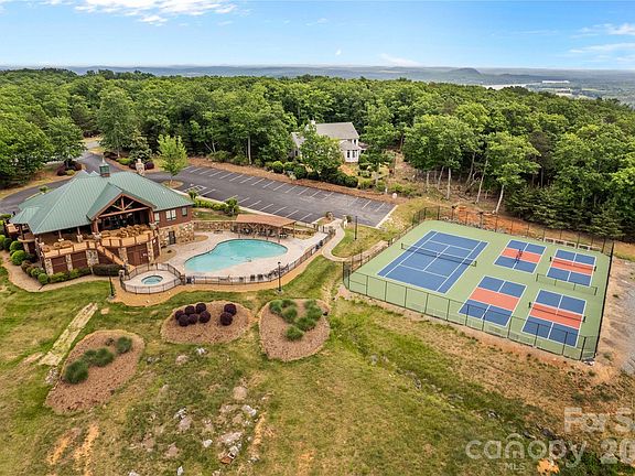 5th image of 2360 Rocky Cove Ln