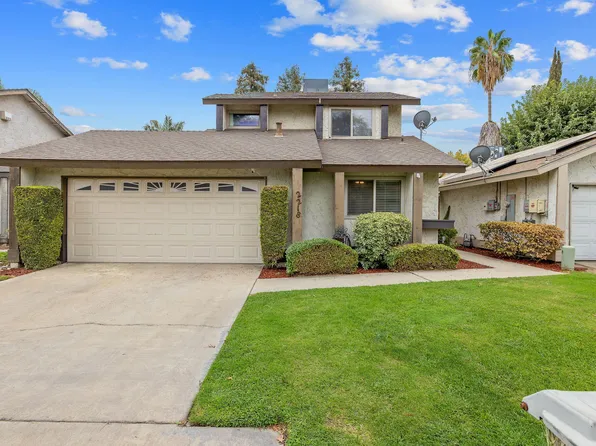 2218 N Oakhurst Street, Visalia, CA 93292