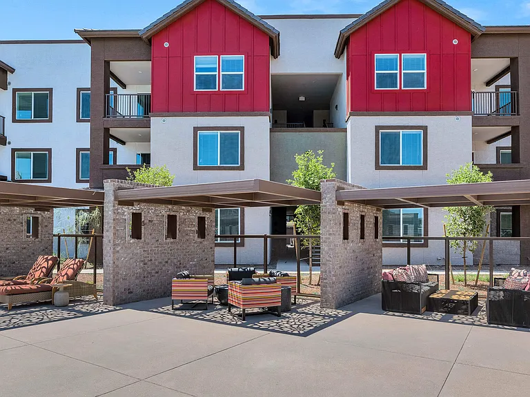 Weylyn Luxury Apartments — Photo 29