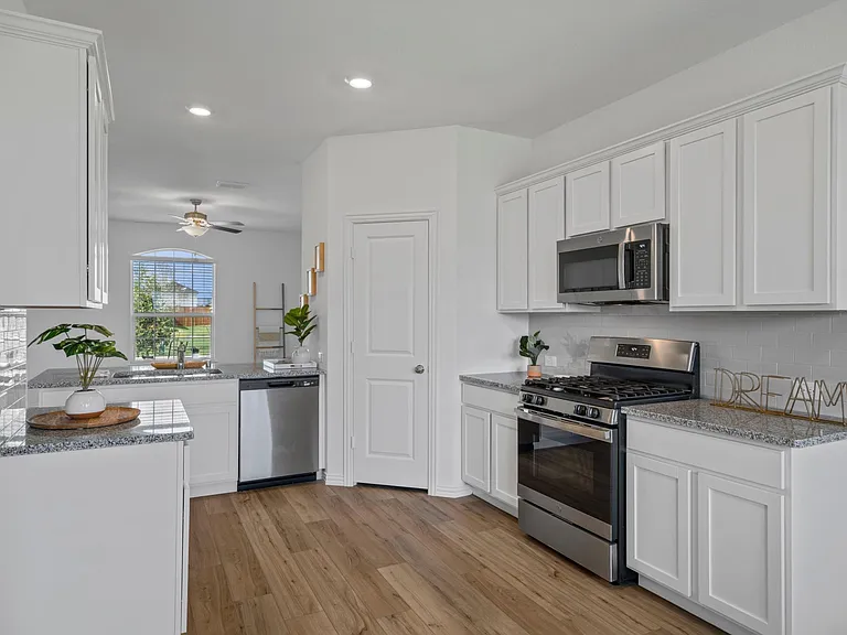 3028 Howerton Dr — Photo 6