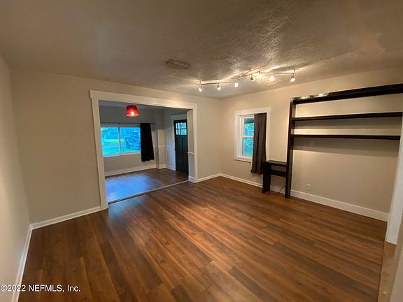 5th image of 5634 Tanglewood Ln