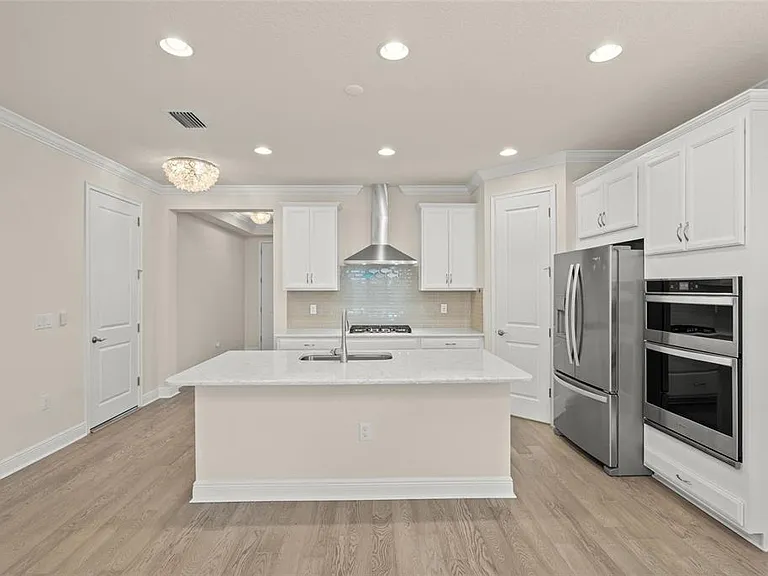 5690 Long Shore Loop — Photo 4