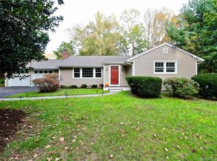 50 W Rocks Rd, Norwalk, CT 06851