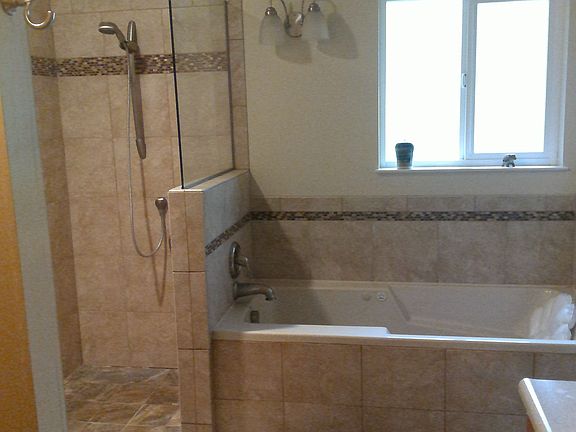 jetted deep soaking tub