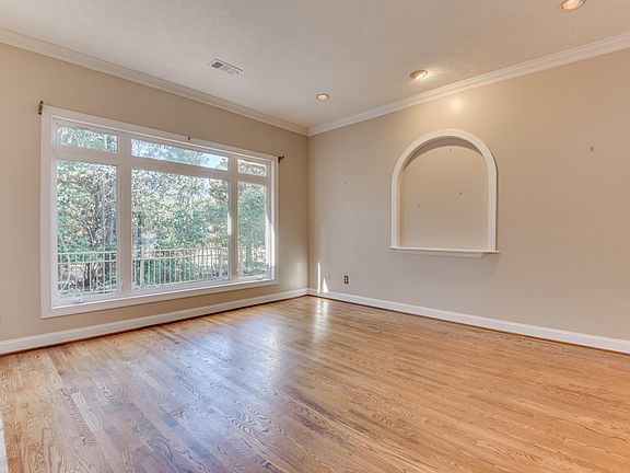 5th image of 148 Sweet Gum Ln