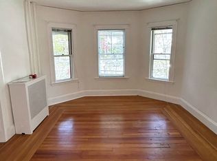 71 Fayerweather St, Cambridge, MA 02138