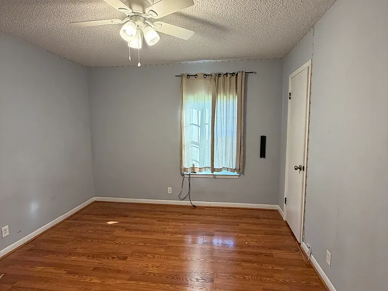 652 Birchwood Dr — Photo 9