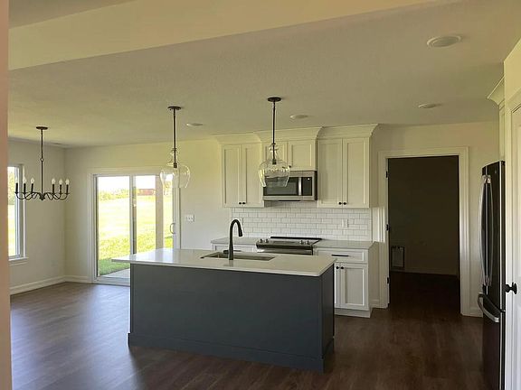 2nd image of 1817 Wes Milligan Ln
