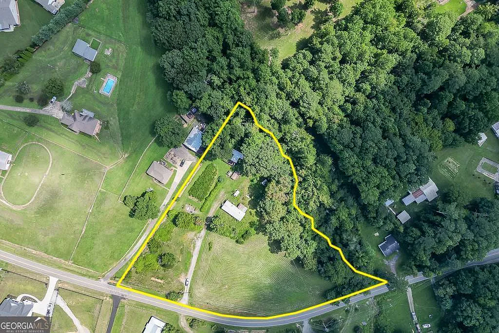 3340 Chamblee Gap Rd photo 1
