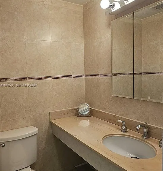 1980 S Ocean Dr #15K — Photo 8