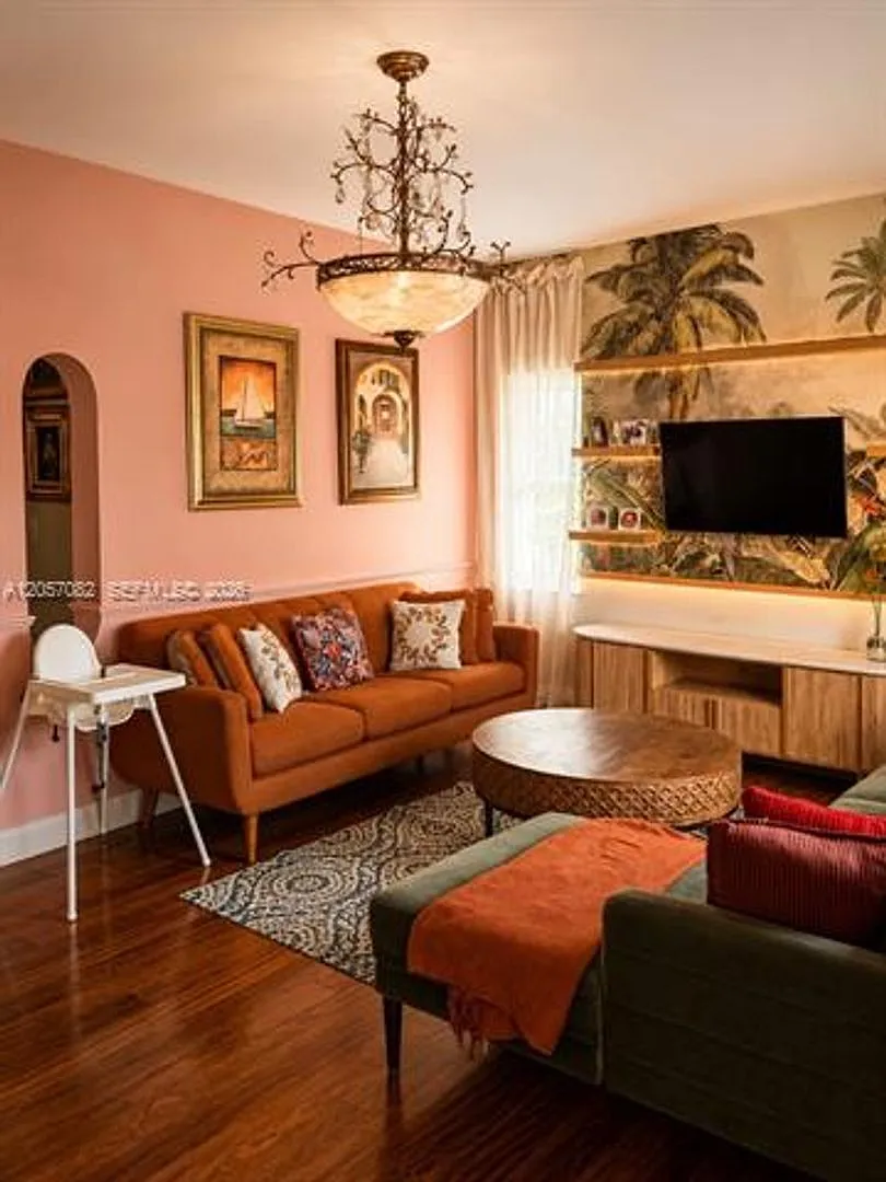 1720 SW 11th Ter # 1720, FL 33135 — Photo 3