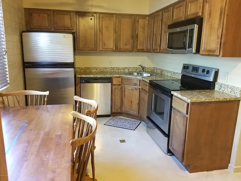 55 N Cherry Ave #117 — Photo 5